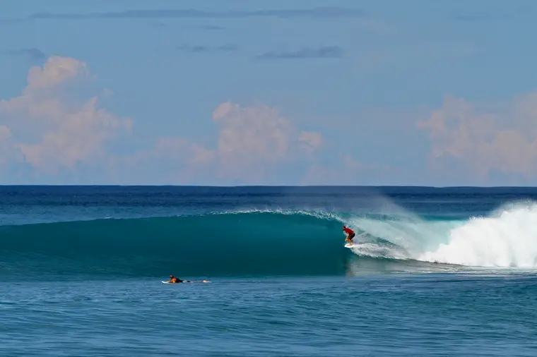 Hollow Trees (Lance's Right), Sumatra Surf Trip charter